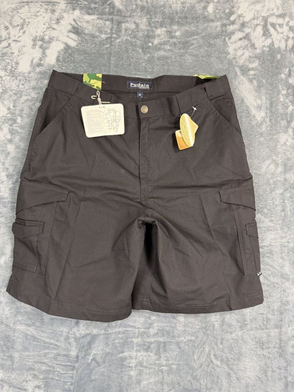 Pudala Mens Black Cargo Shorts With Pockets Size 38 Durable Fabric NWT